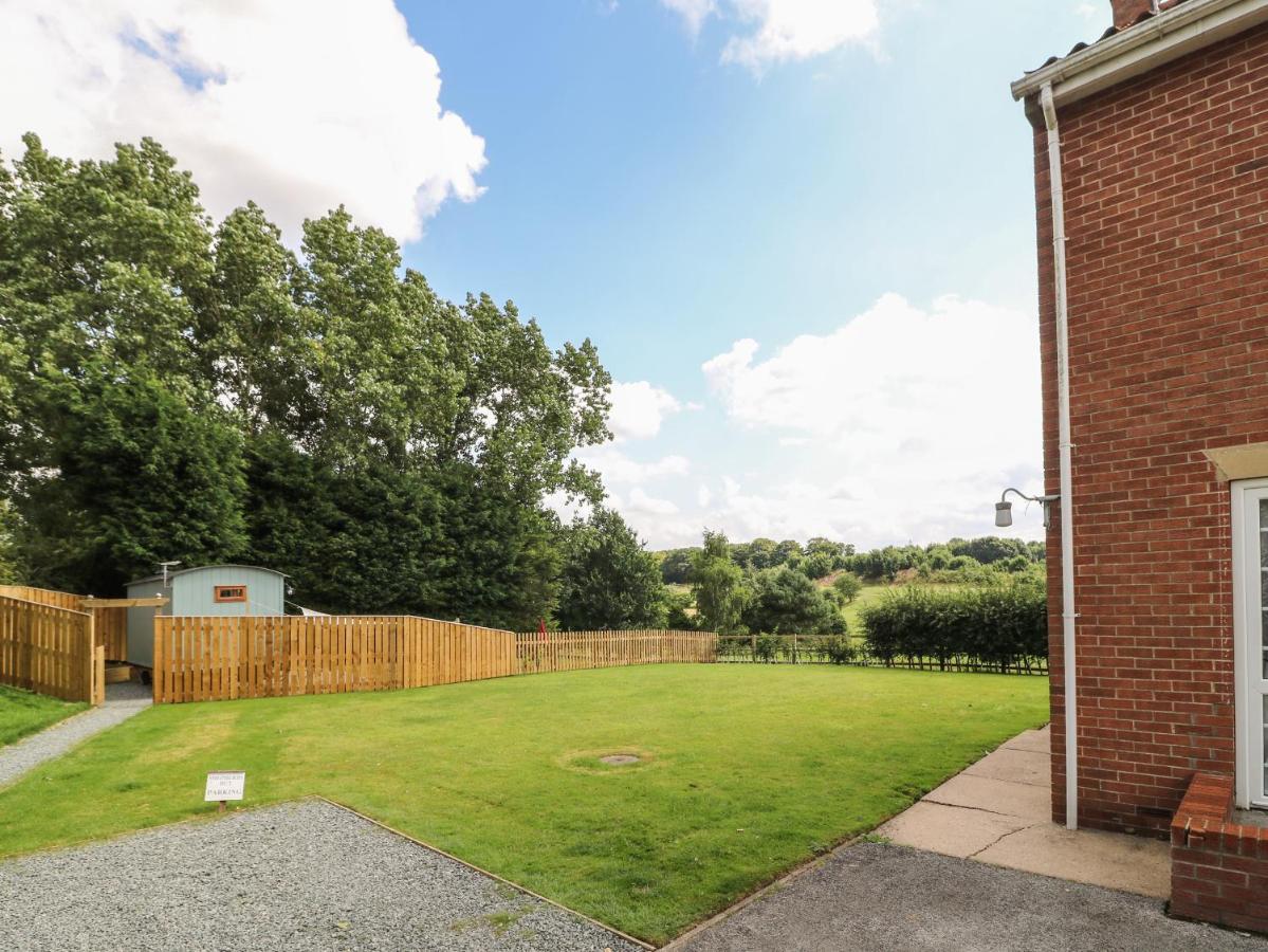 Villa Woodhill Bentley  Exterior foto